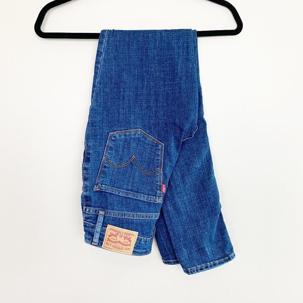 Levi's 711 Skinny High Rise Medium Wash Jeans Size 26